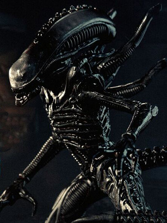Aliens: Colonial Marines Alien Lurker 1:18 Scale Action Figure Gallery Image 2