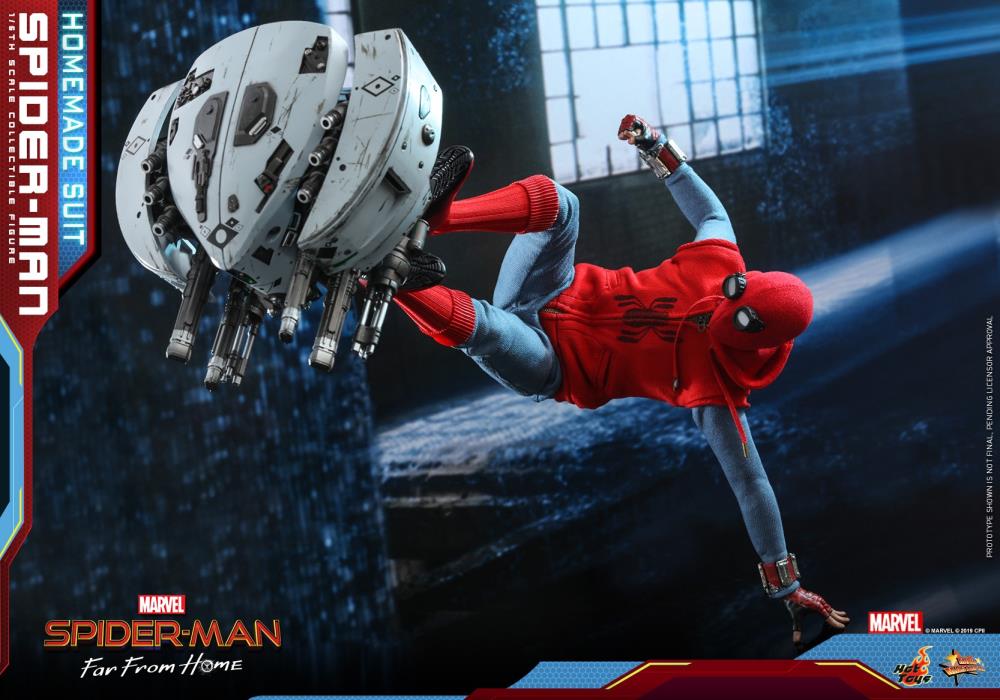Spider-Man: Far From Home MMS552 Spider-Man (Homemade Suit Ver.) 1/6th Scale Collectible Figure Gallery Image 11