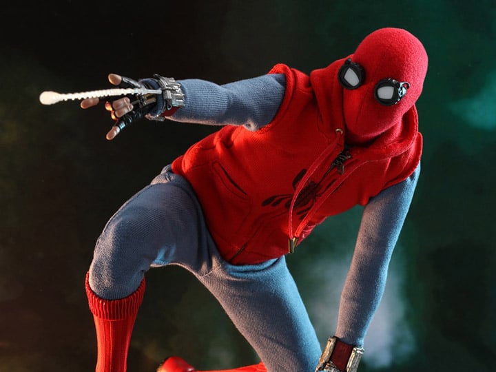 Spider-Man: Far From Home MMS552 Spider-Man (Homemade Suit Ver.) 1/6th Scale Collectible Figure Gallery Image 1
