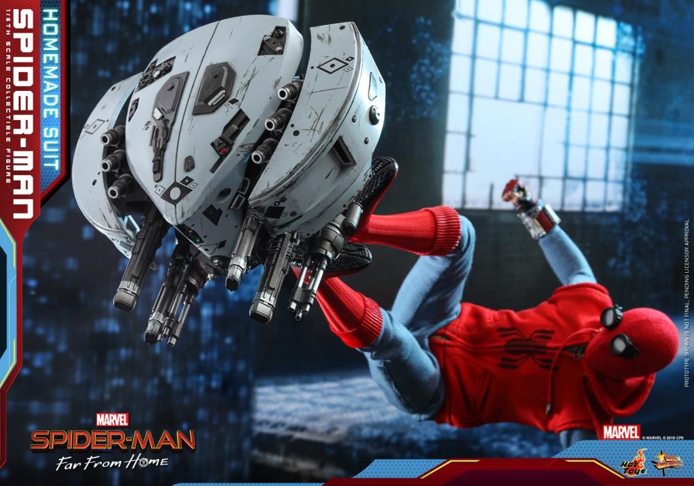 Spider-Man: Far From Home MMS552 Spider-Man (Homemade Suit Ver.) 1/6th Scale Collectible Figure Gallery Image 10