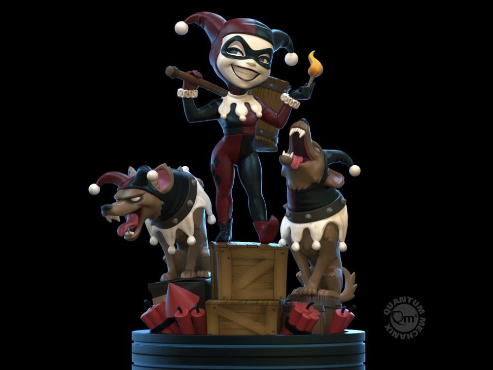 Batman: The Animated Series Q-Fig Remastered Harley Quinn Gallery Image 7