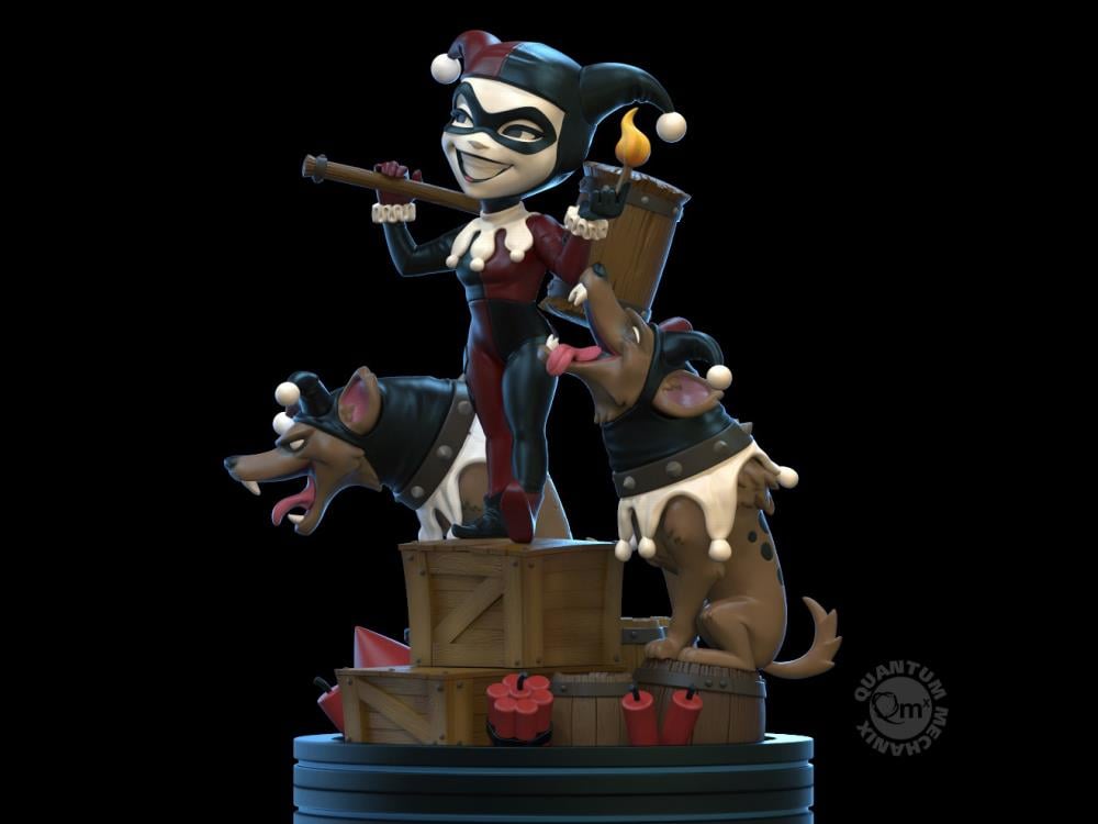 Batman: The Animated Series Q-Fig Remastered Harley Quinn Gallery Image 9