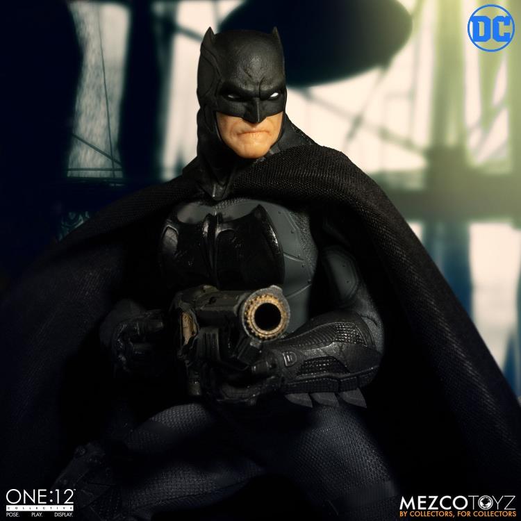 DC Comics One:12 Collective Batman (Supreme Knight) Gallery Image 9