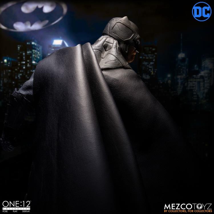 DC Comics One:12 Collective Batman (Supreme Knight) Gallery Image 5