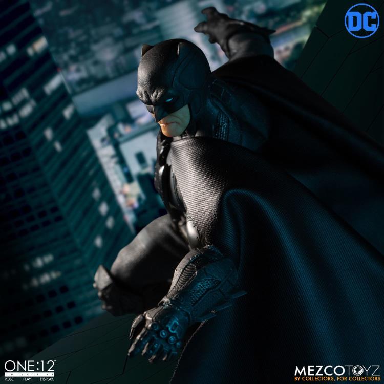 DC Comics One:12 Collective Batman (Supreme Knight) Gallery Image 6