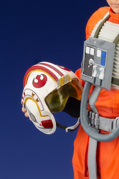Star Wars ArtFX+ Luke Skywalker (X-Wing Pilot) Statue Gallery Image 15