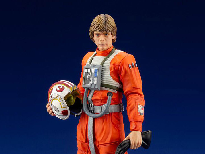 Star Wars ArtFX+ Luke Skywalker (X-Wing Pilot) Statue Gallery Image 1