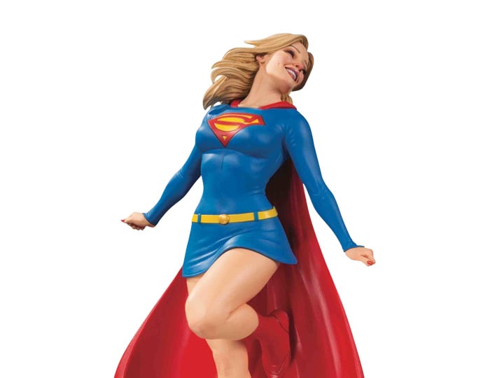 Cover Girls of the DC Universe Supergirl Limited Edition Statue (Frank Cho) Gallery Image 1
