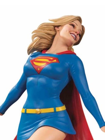 Cover Girls of the DC Universe Supergirl Limited Edition Statue (Frank Cho) Gallery Image 2