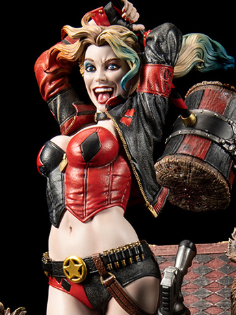 DC Rebirth Premium Collectibles Harley Quinn Limited Edition Statue Gallery Image 2