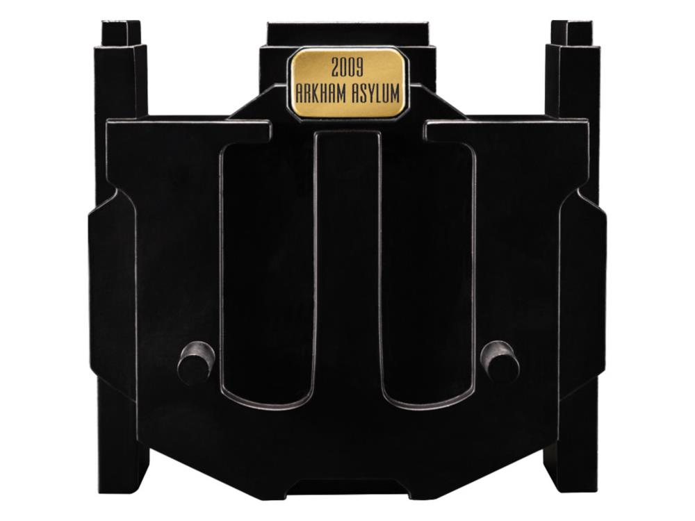 Batman: Arkham Asylum Metal Batarang Replica Gallery Image 6