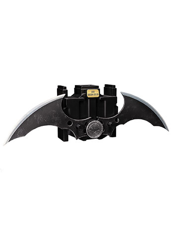 Batman: Arkham Asylum Metal Batarang Replica Gallery Image 2
