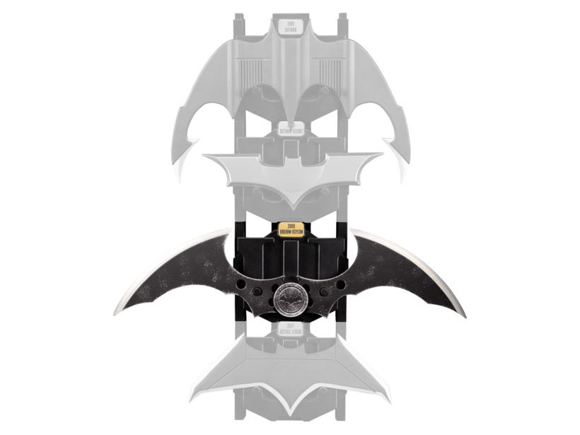 Batman: Arkham Asylum Metal Batarang Replica Gallery Image 7
