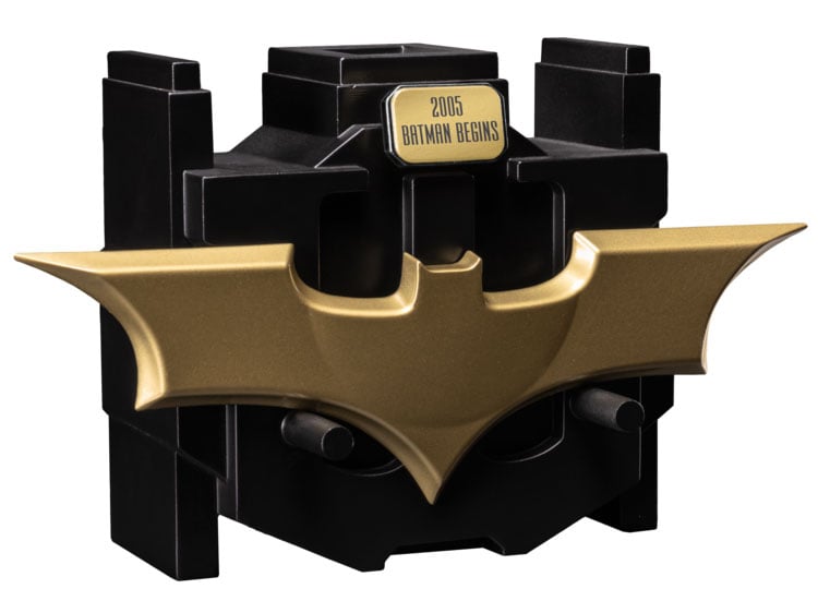 Batman Begins Metal Batarang Replica Gallery Image 3