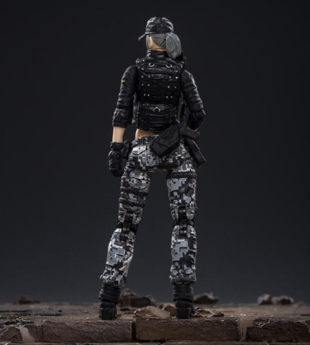 CrossFire Fox Hunter (B) 1/18 Scale Figure Gallery Image 6