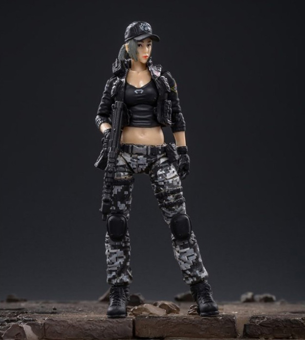 CrossFire Fox Hunter (B) 1/18 Scale Figure Gallery Image 3