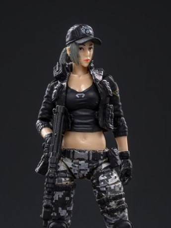 CrossFire Fox Hunter (B) 1/18 Scale Figure Gallery Image 2