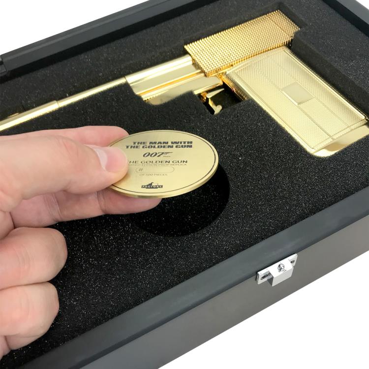 James Bond The Golden Gun Limited Edition Prop Replica Gallery Image 12
