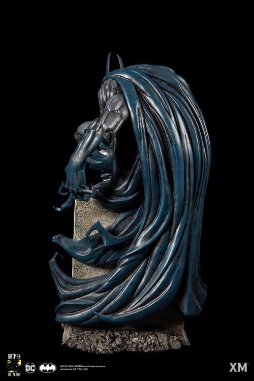 Batman: Bloodstorm Cover Art Batman 1/6 Scale Limited Edition Statue Gallery Image 4