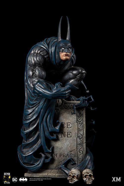 Batman: Bloodstorm Cover Art Batman 1/6 Scale Limited Edition Statue Gallery Image 12