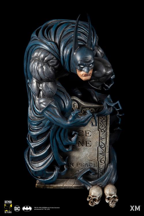 Batman: Bloodstorm Cover Art Batman 1/6 Scale Limited Edition Statue Gallery Image 9