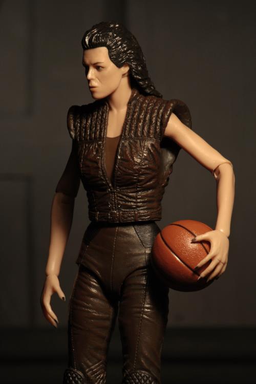 Alien Resurrection Ellen Ripley Clone 8 Figure Gallery Image 8