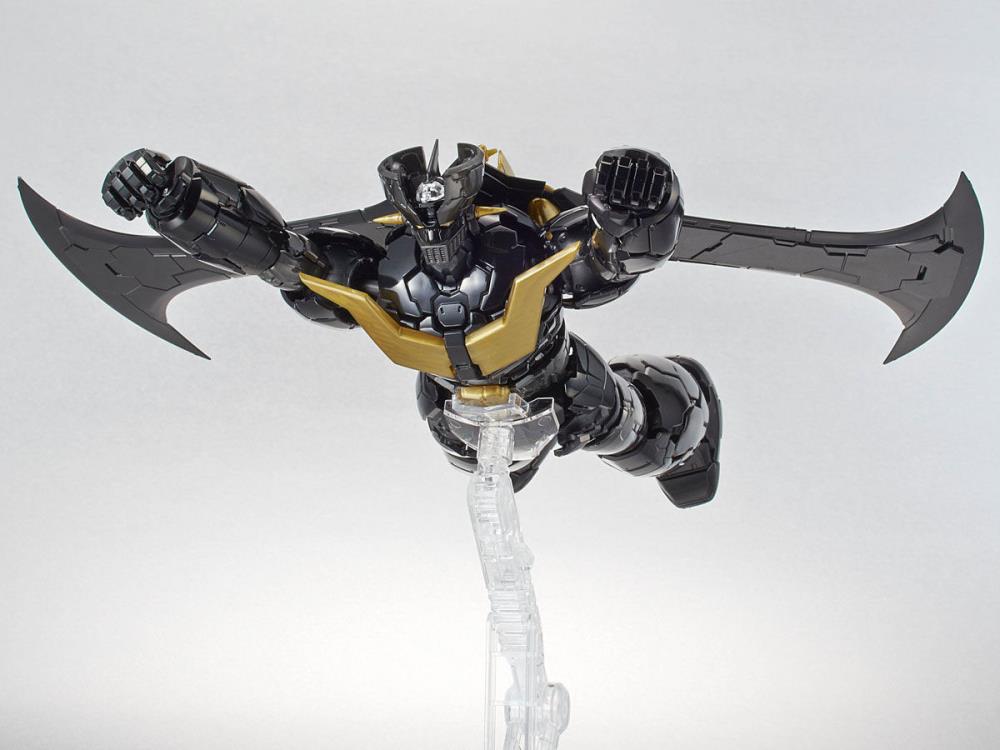Mazinger Z: Infinity HG Mazinger Z (Black Ver.) 1/144 Scale Exclusive Model Kit Gallery Image 6