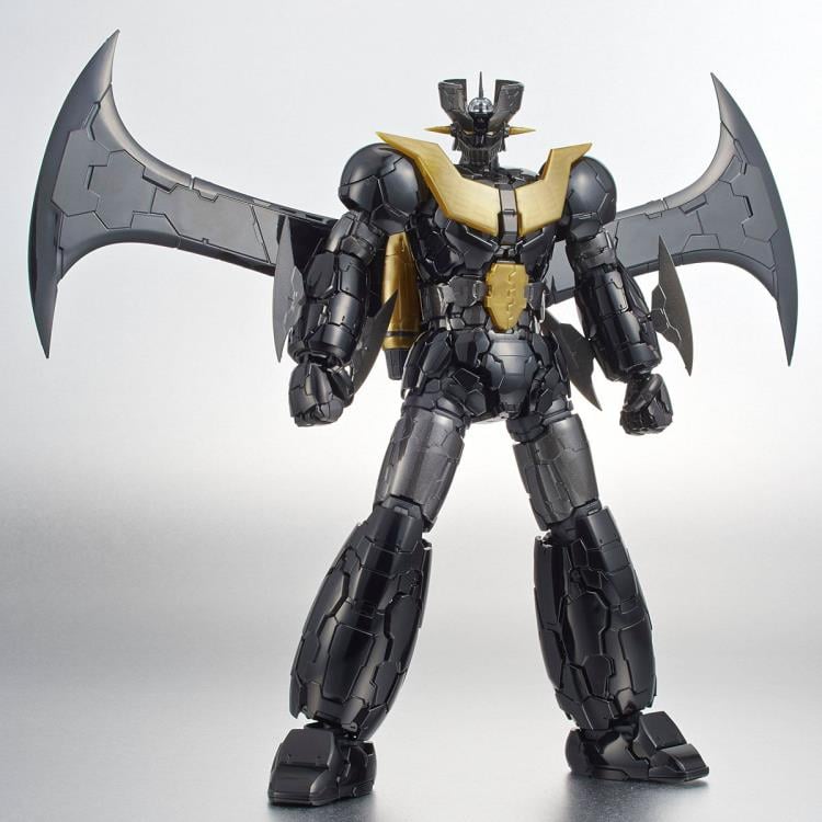 Mazinger Z: Infinity HG Mazinger Z (Black Ver.) 1/144 Scale Exclusive Model Kit Gallery Image 5