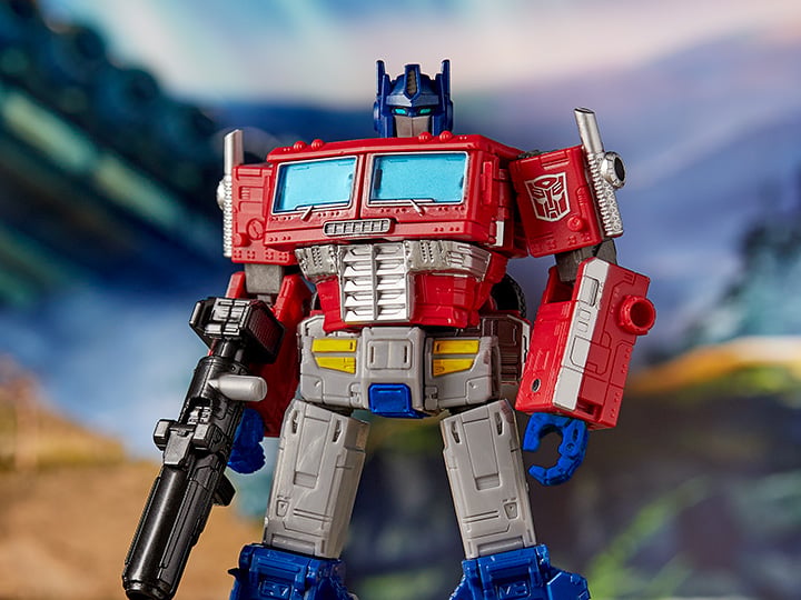 Transformers War for Cybertron: Earthrise Leader Optimus Prime Gallery Image 1
