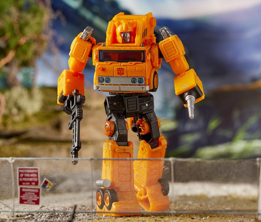 Transformers War for Cybertron: Earthrise Voyager Grapple Gallery Image 9