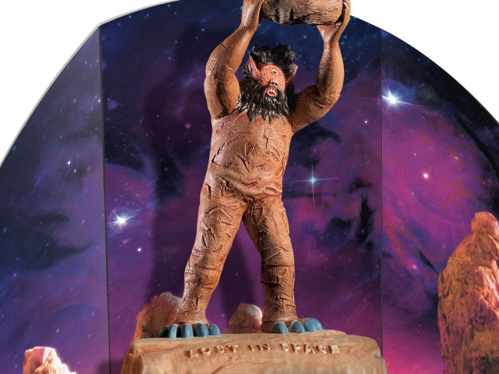 Lost in Space Cyclops & The Chariot Model Kit Gallery Image 1