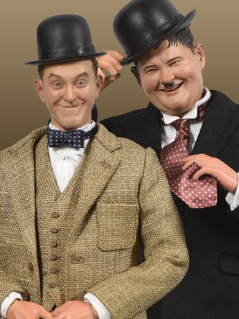 Stan Laurel and Oliver Hardy (Classic Suits) 1/6 Scale Limited Edition Figure Two-Pack Gallery Image 2
