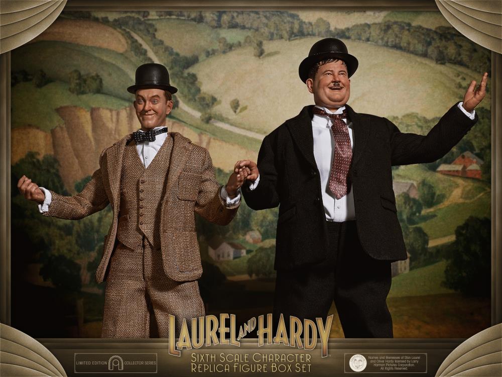 Stan Laurel and Oliver Hardy (Classic Suits) 1/6 Scale Limited Edition Figure Two-Pack Gallery Image 5
