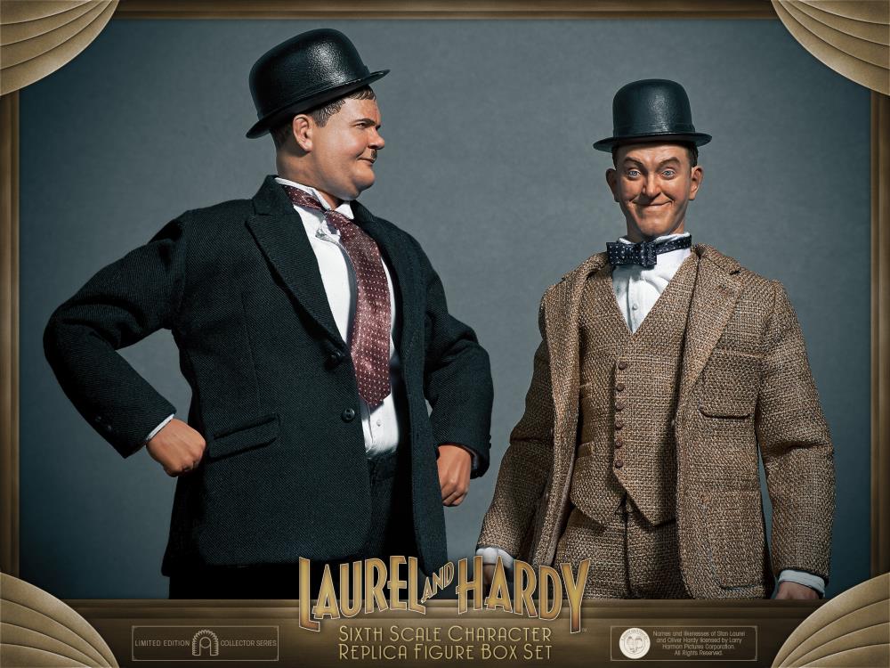 Stan Laurel and Oliver Hardy (Classic Suits) 1/6 Scale Limited Edition Figure Two-Pack Gallery Image 6