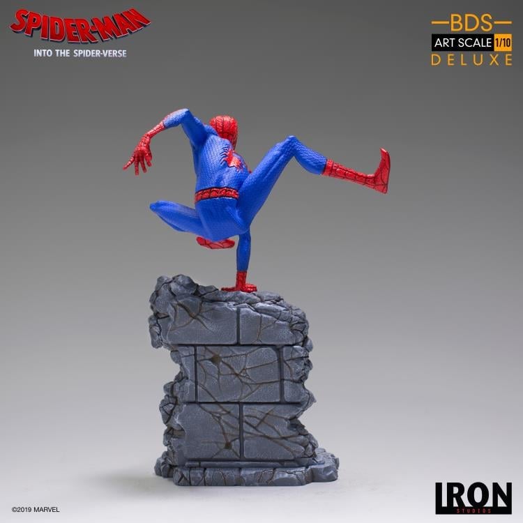 Spider-Man: Into the Spider-Verse Battle Diorama Series Peter B. Parker 1/10 Art Scale Limited Edition Statue Gallery Image 6