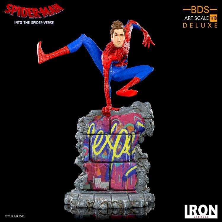 Spider-Man: Into the Spider-Verse Battle Diorama Series Peter B. Parker 1/10 Art Scale Limited Edition Statue Gallery Image 4