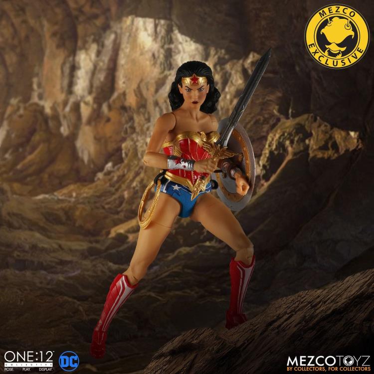 DC Comics One:12 Collective Wonder Woman (Classic Edition) Exclusive Gallery Image 8
