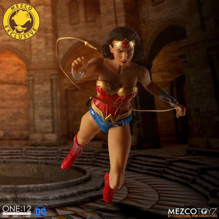 DC Comics One:12 Collective Wonder Woman (Classic Edition) Exclusive Gallery Image 10