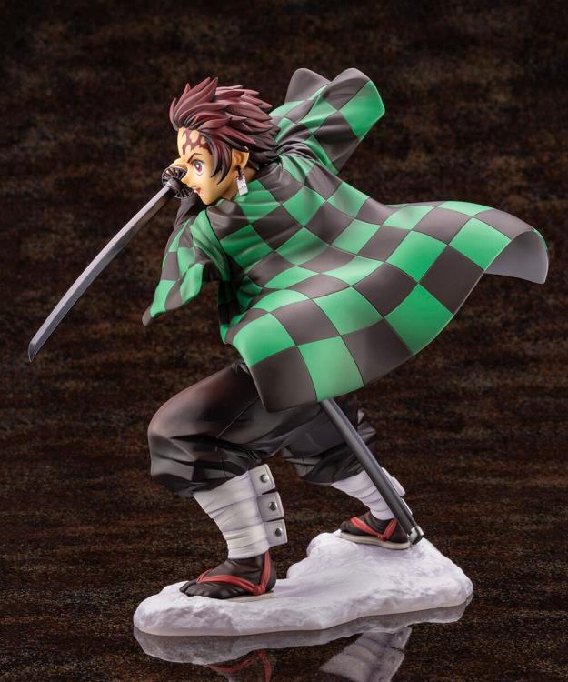Demon Slayer: Kimetsu no Yaiba ArtFX J Tanjiro Kamado Figure Gallery Image 5