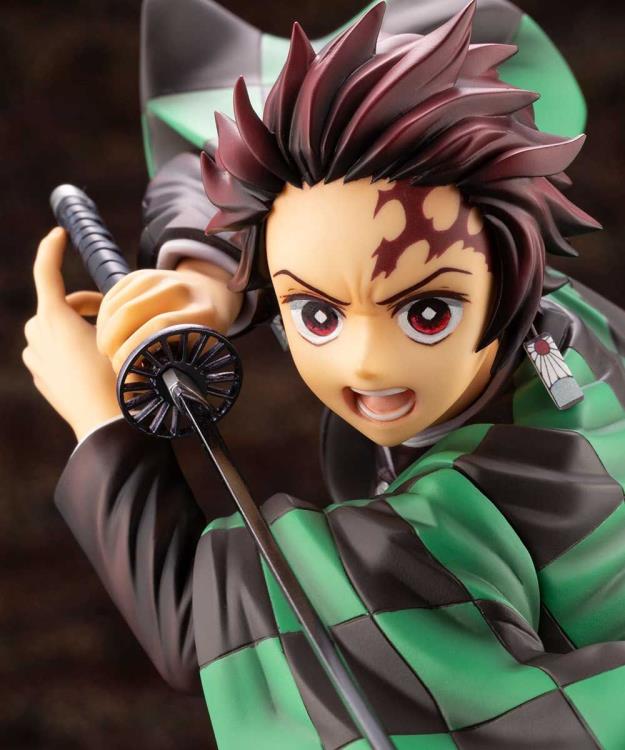 Demon Slayer: Kimetsu no Yaiba ArtFX J Tanjiro Kamado Figure Gallery Image 8