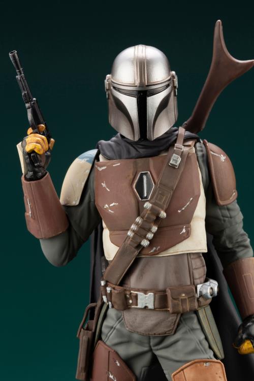 The Mandalorian ArtFX+ The Mandalorian Statue Gallery Image 8