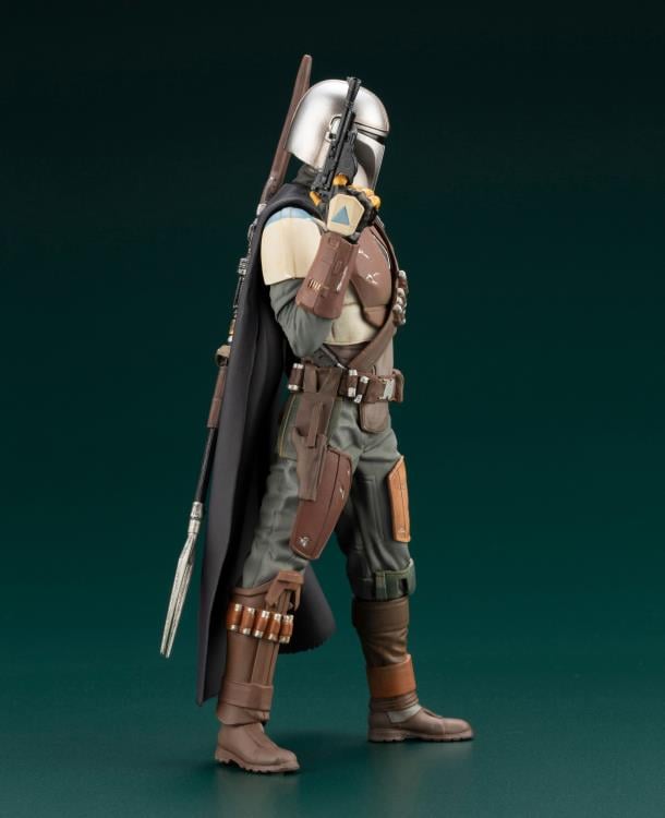 The Mandalorian ArtFX+ The Mandalorian Statue Gallery Image 7