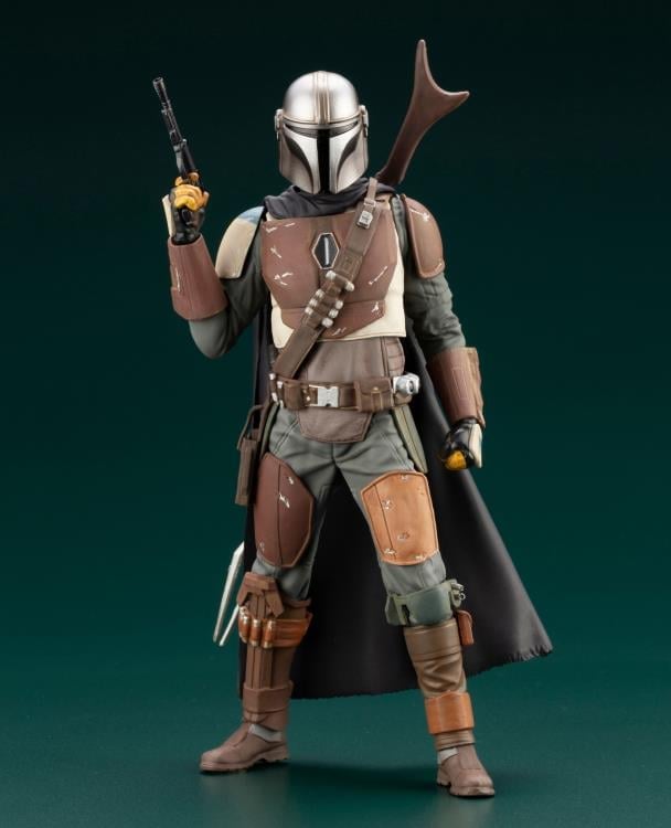 The Mandalorian ArtFX+ The Mandalorian Statue Gallery Image 3