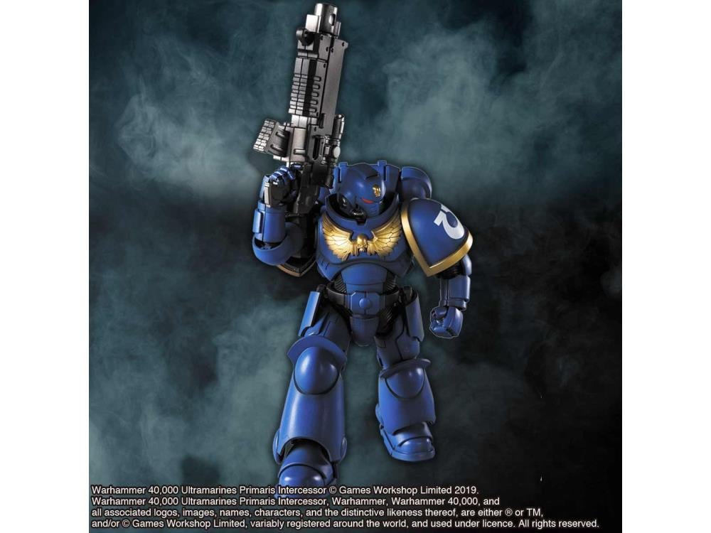 Warhammer 40,000 Ultramarines Primaris Intercessor Exclusive Gallery Image 3