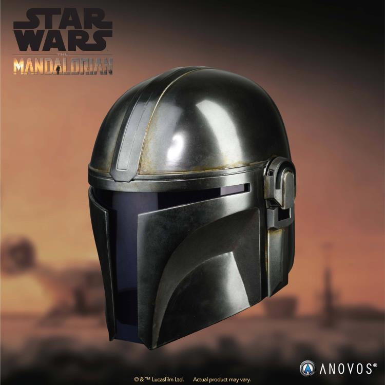 The Mandalorian 1:1 Scale Wearable Helmet Gallery Image 3