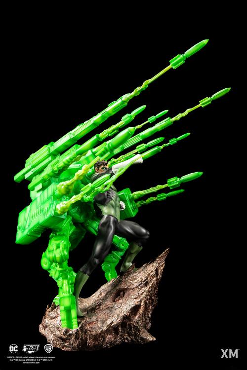 DC Rebirth Premium Collectibles Green Lantern Limited Edition Statue Gallery Image 4