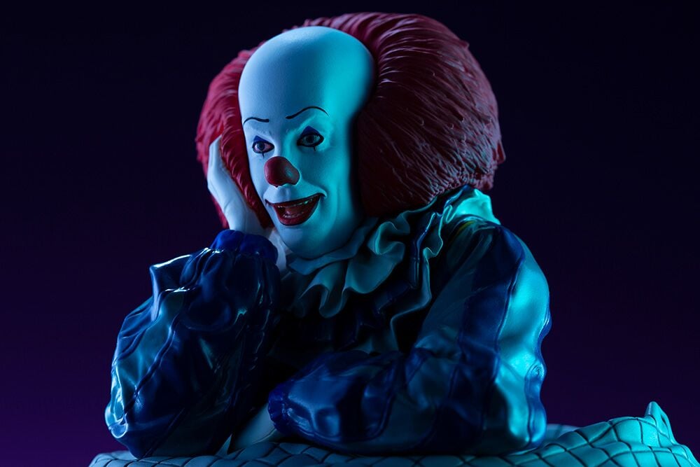 IT Dokodemo ArtFX Pennywise Statue Gallery Image 10