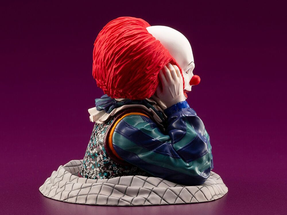 IT Dokodemo ArtFX Pennywise Statue Gallery Image 8