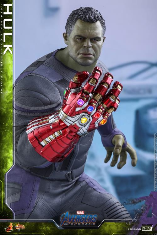 Avengers: Endgame MMS558 Hulk 1/6th Scale Collectible Figure Gallery Image 7