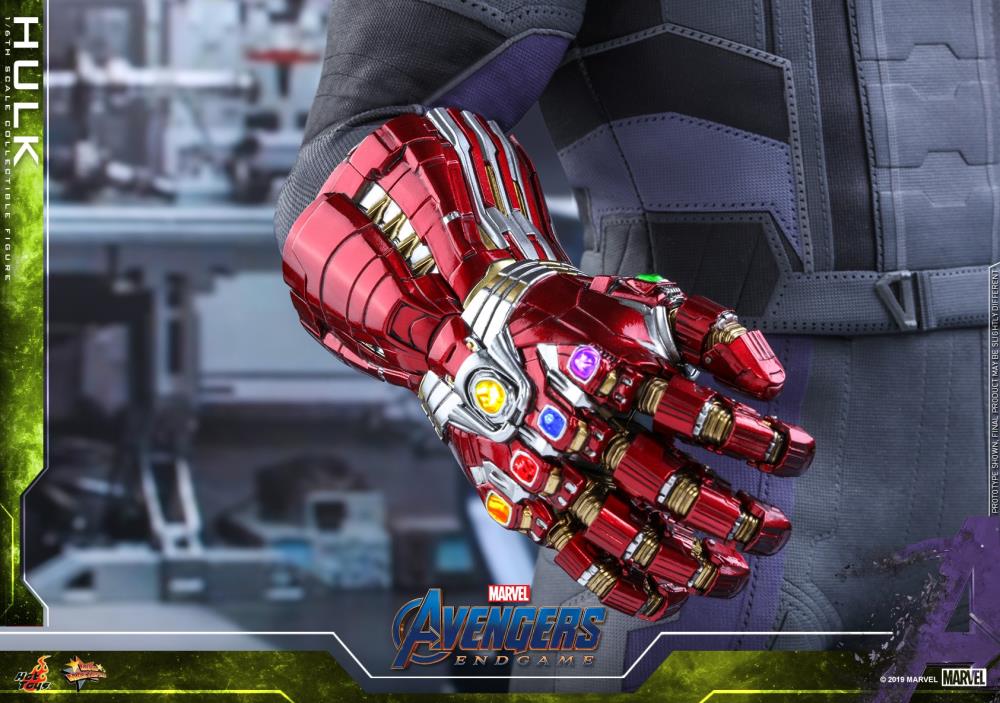 Avengers: Endgame MMS558 Hulk 1/6th Scale Collectible Figure Gallery Image 17